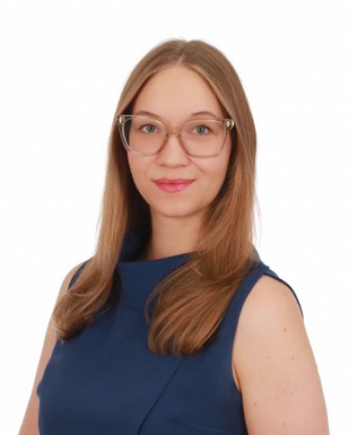 Aleksandra Malik-Mędrkiewicz  -
<div>Aplikantka radcowska</div>
<div>
<p class="MsoPlainText"><br />
</p></div>                     